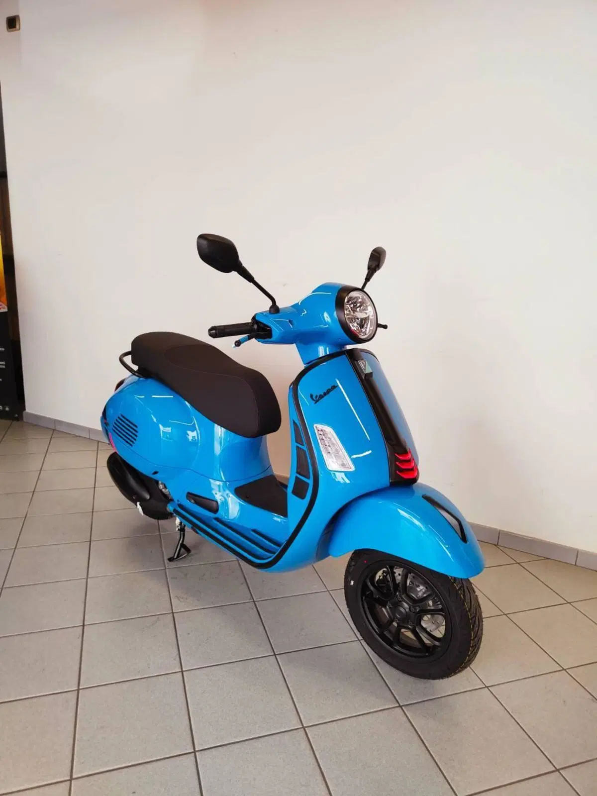 Vespa GTS 310 Supersport (2025 - 26) (2)