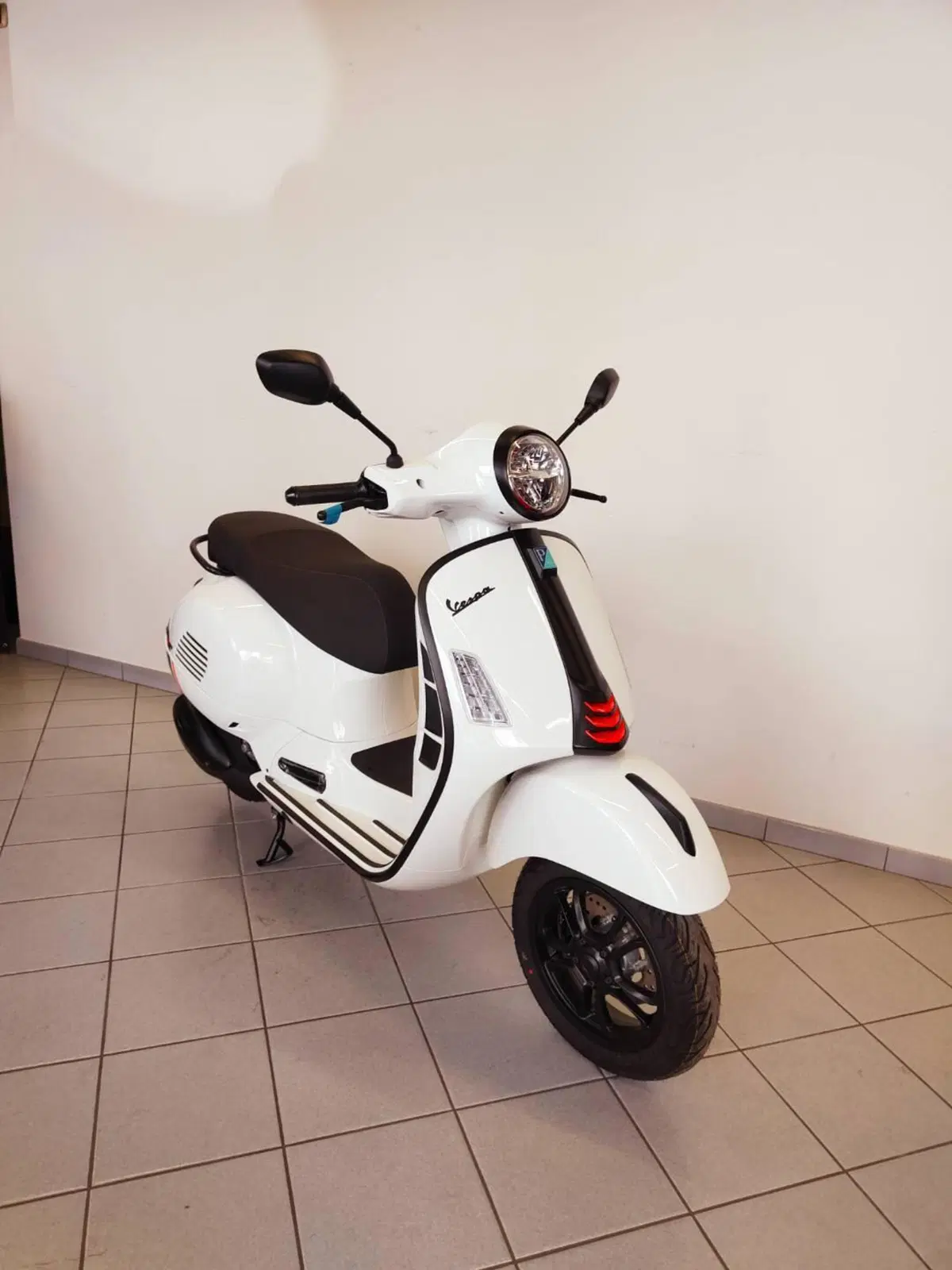 Vespa GTS 310 Supersport (2025 - 26) (4)