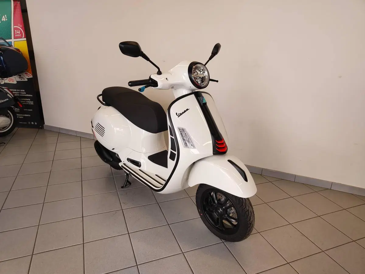 Vespa GTS 310 Supersport (2025 - 26) (11)
