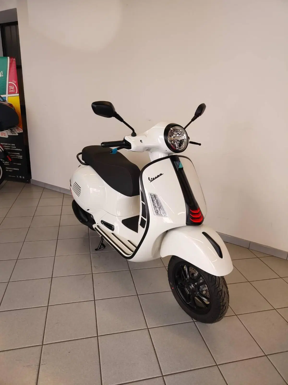 Vespa GTS 310 Supersport (2025 - 26) (12)