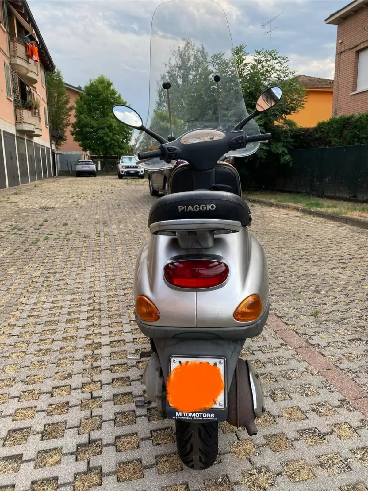 Vespa ET2  (2)