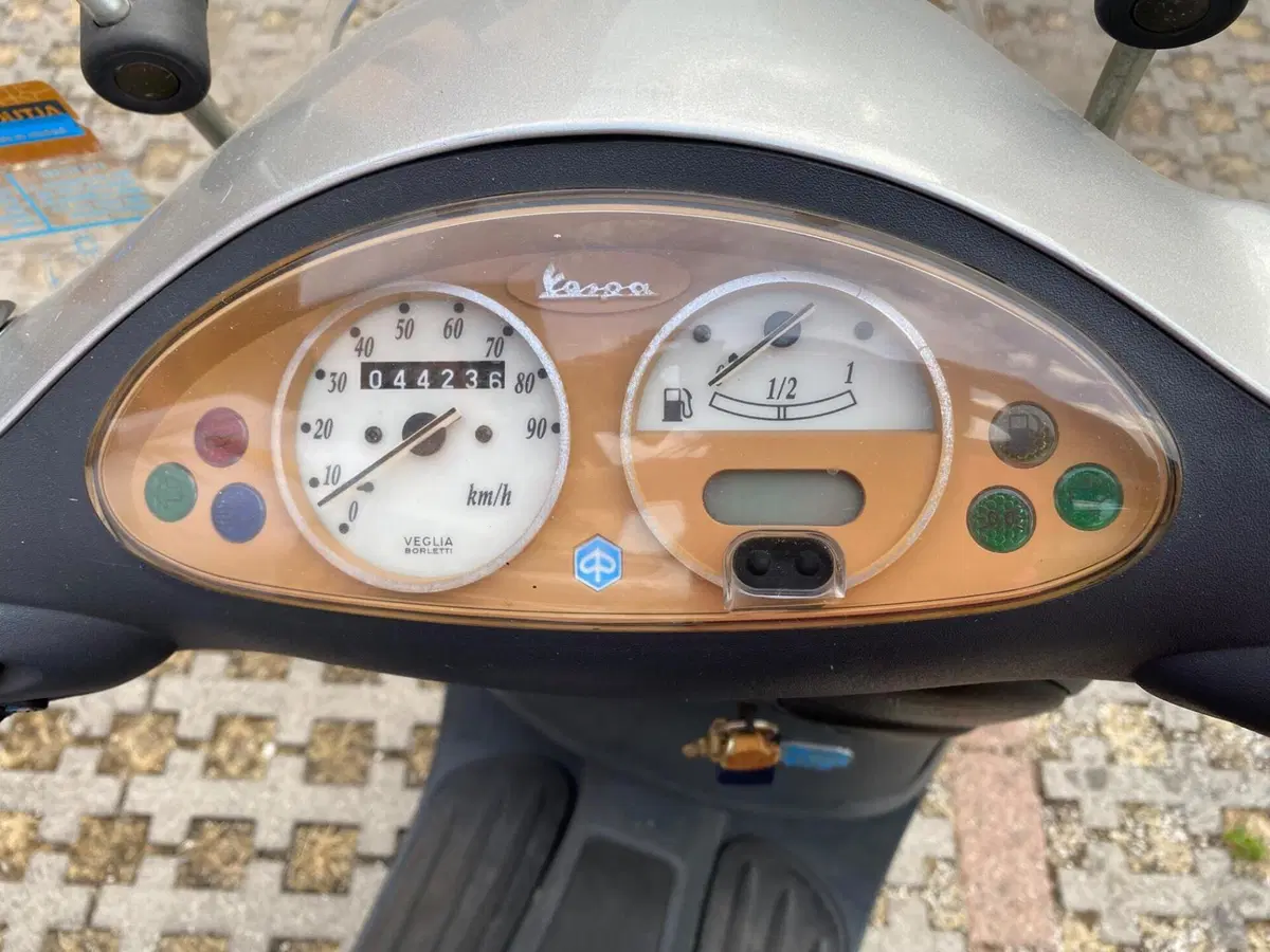 Vespa ET2  (4)