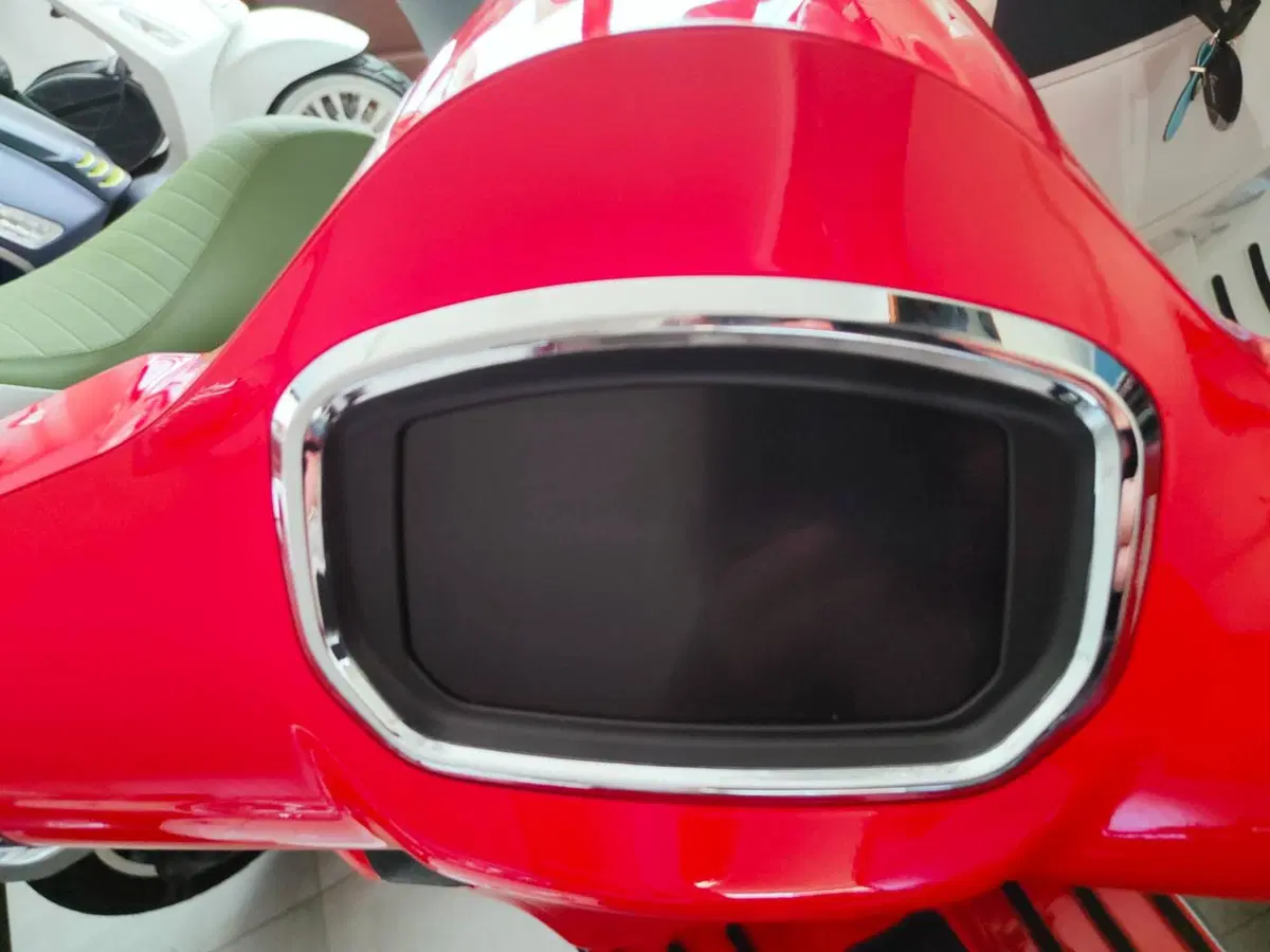 Vespa GTS 125 Super (2025 - 26) (4)