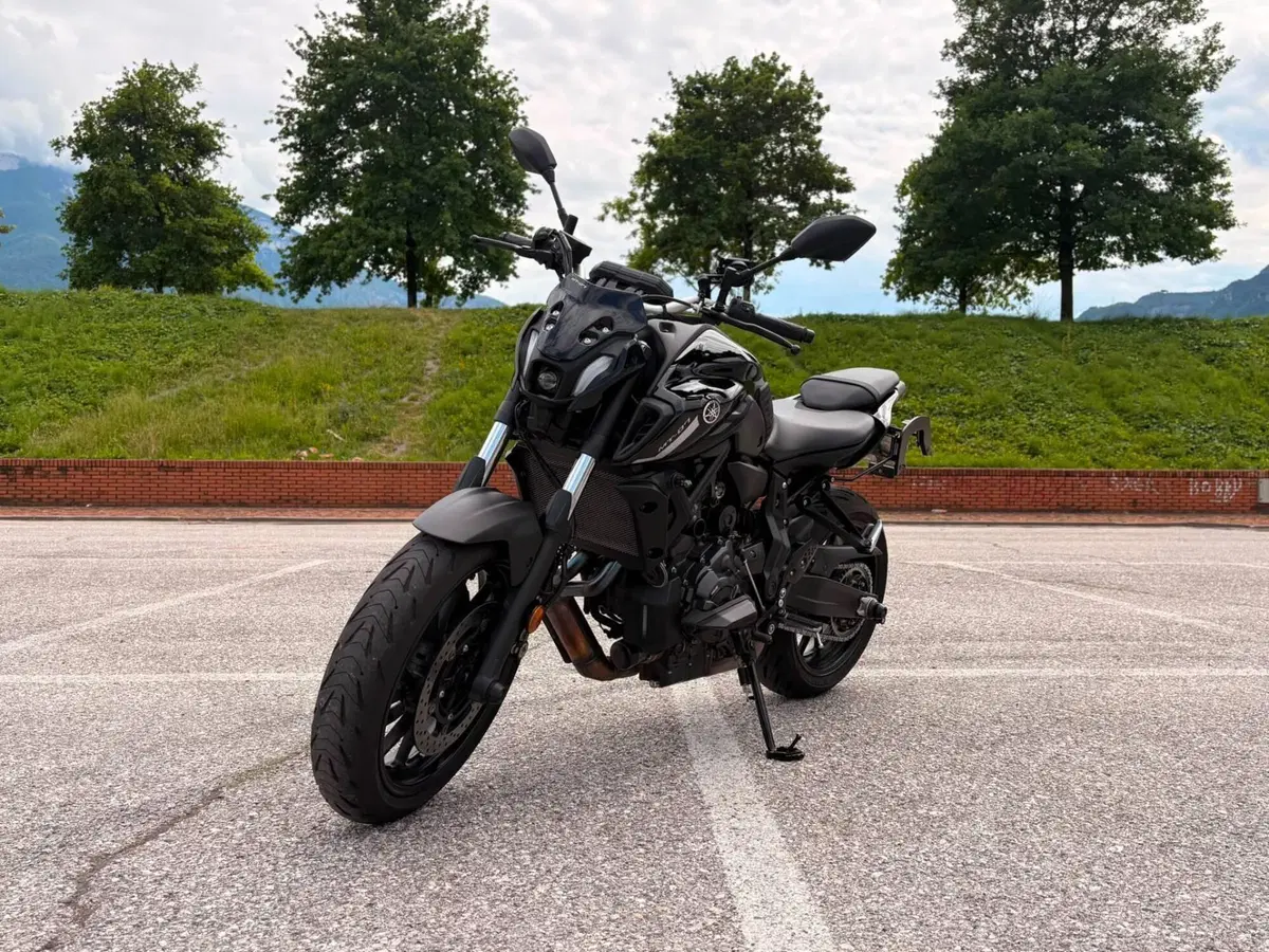 Yamaha MT-07 Pure (2023 - 25)