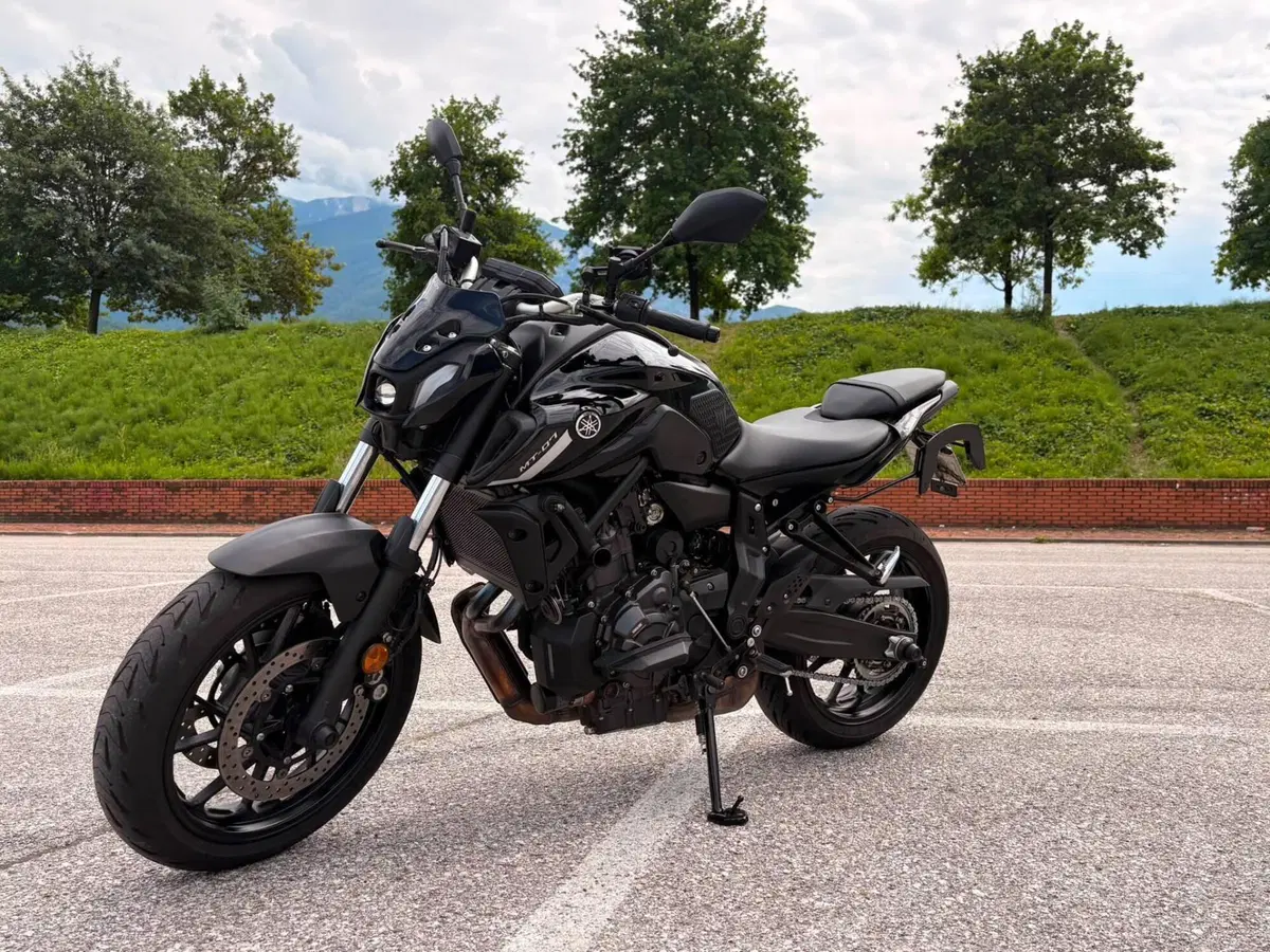 Yamaha MT-07 Pure (2023 - 25) (2)