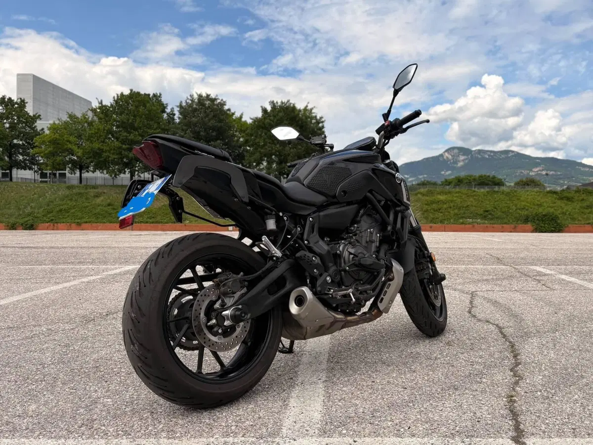 Yamaha MT-07 Pure (2023 - 25) (12)