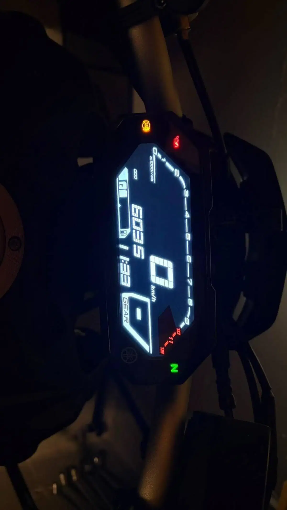 Yamaha MT-07 Pure (2023 - 25) (13)