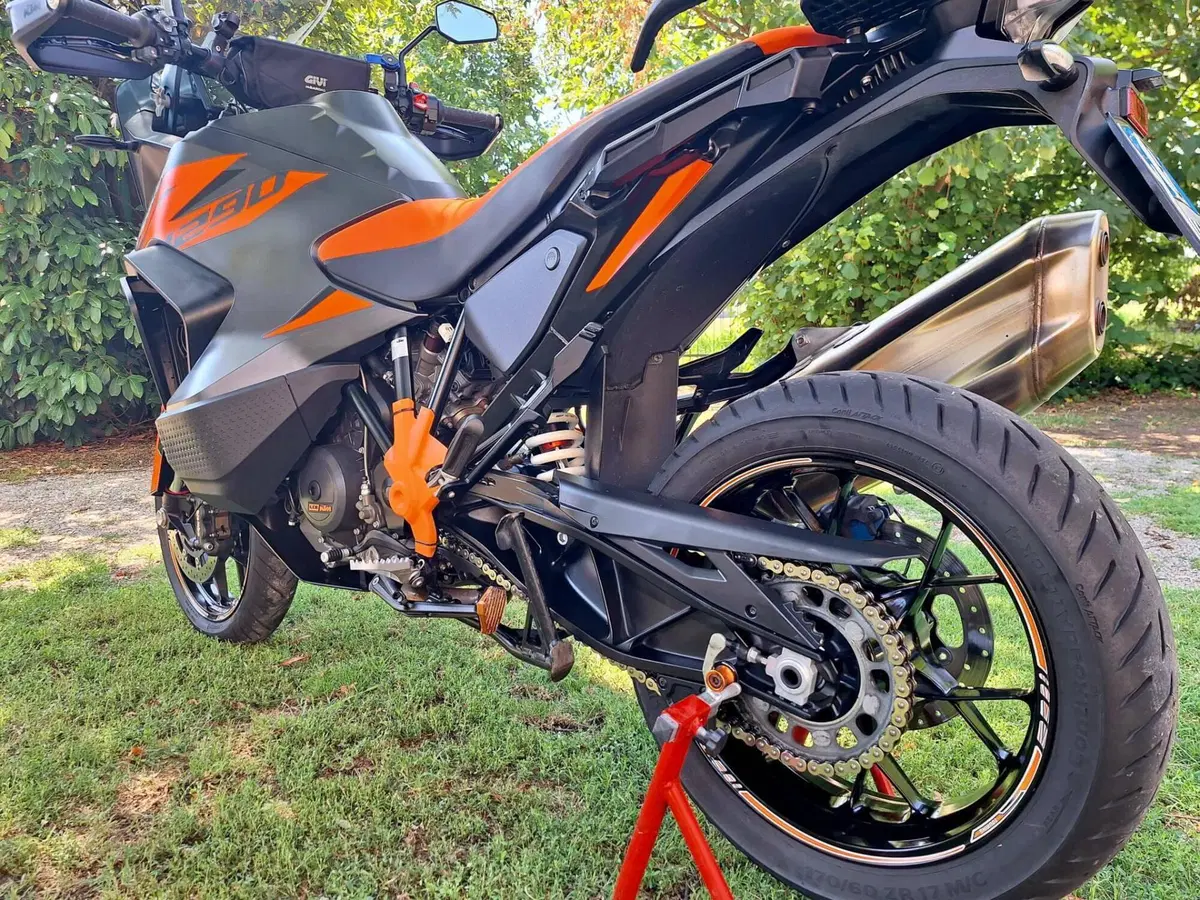KTM 1290 Super Adventure S (2021) (6)