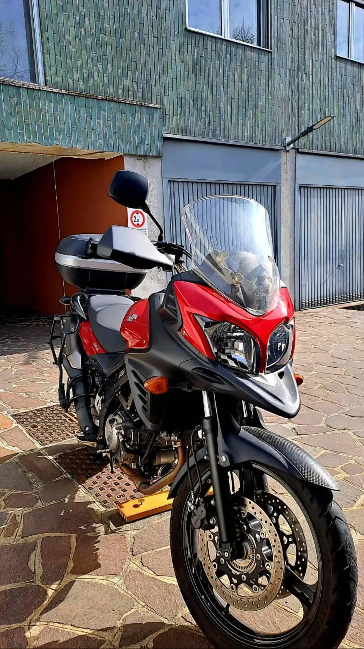 Suzuki V-Strom 650 ABS (2011 - 17)