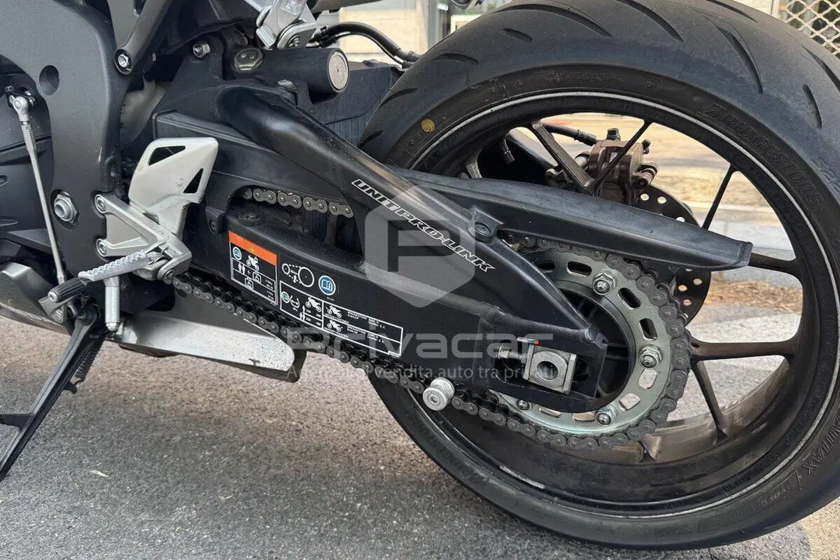 Honda CBR 1000 RR Fireblade eC ABS (2012 - 15) (6)