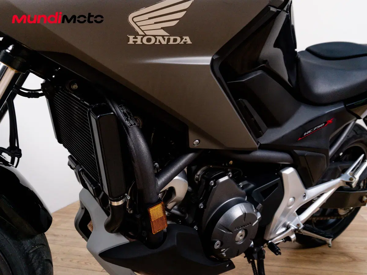 Honda NC 750 X (2021 - 24) (9)