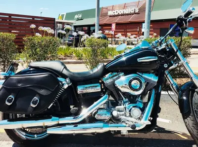Harley-Davidson 1584 Super Glide Custom (2008 - 13) - FXDC usata