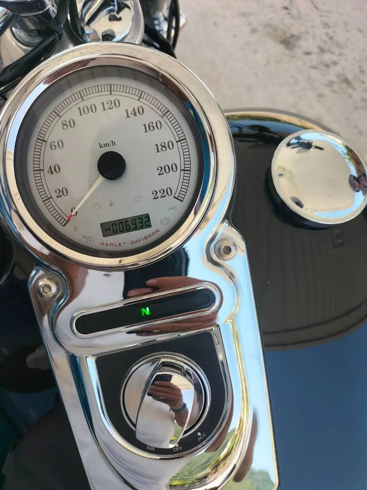 Harley-Davidson 1584 Super Glide Custom (2008 - 13) - FXDC (2)