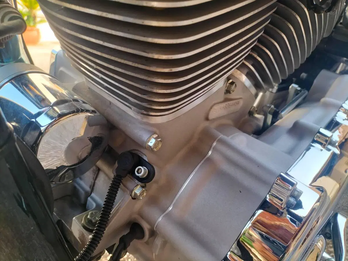 Harley-Davidson 1584 Super Glide Custom (2008 - 13) - FXDC (3)