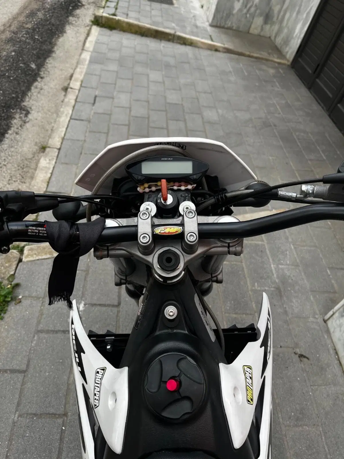 Rieju Marathon 125 Supermotard LC (2021 - 23) (4)