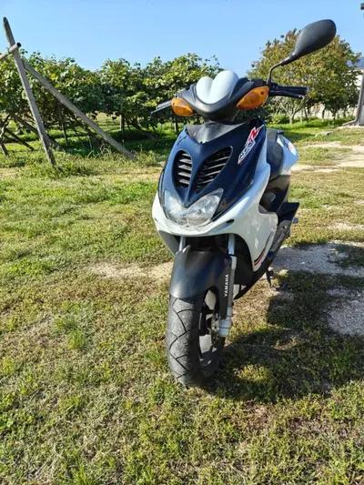 Yamaha Aerox 50 R (2007 - 18) usata