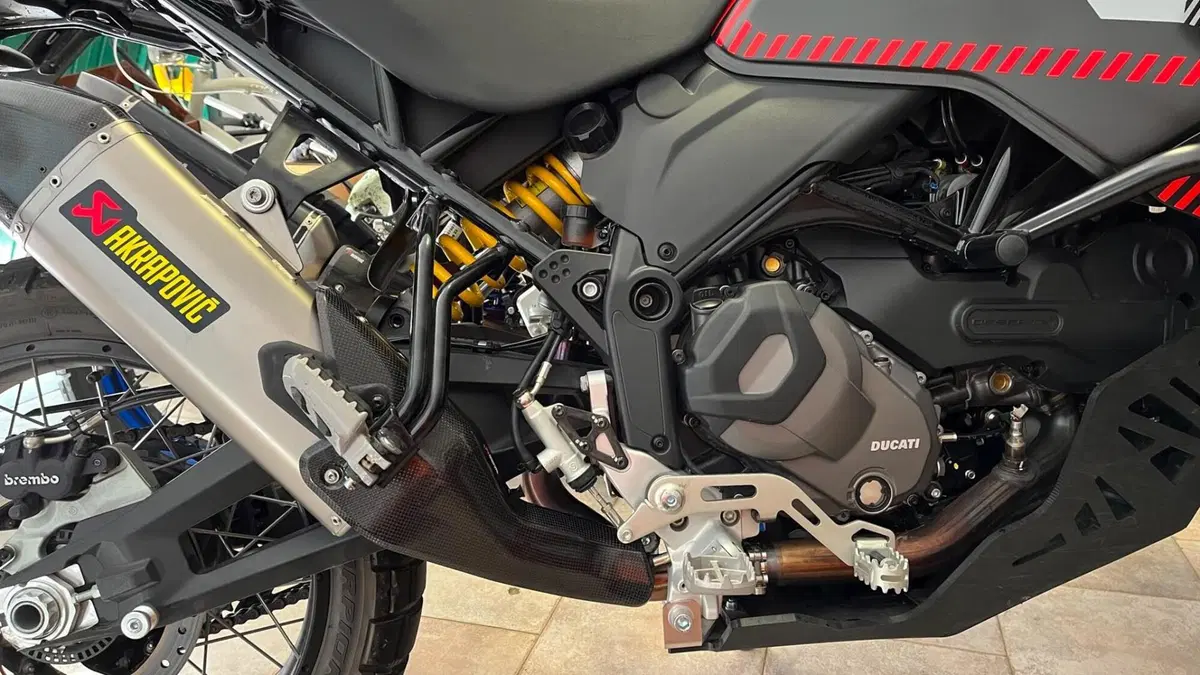 Ducati DesertX (2022 - 25) (4)