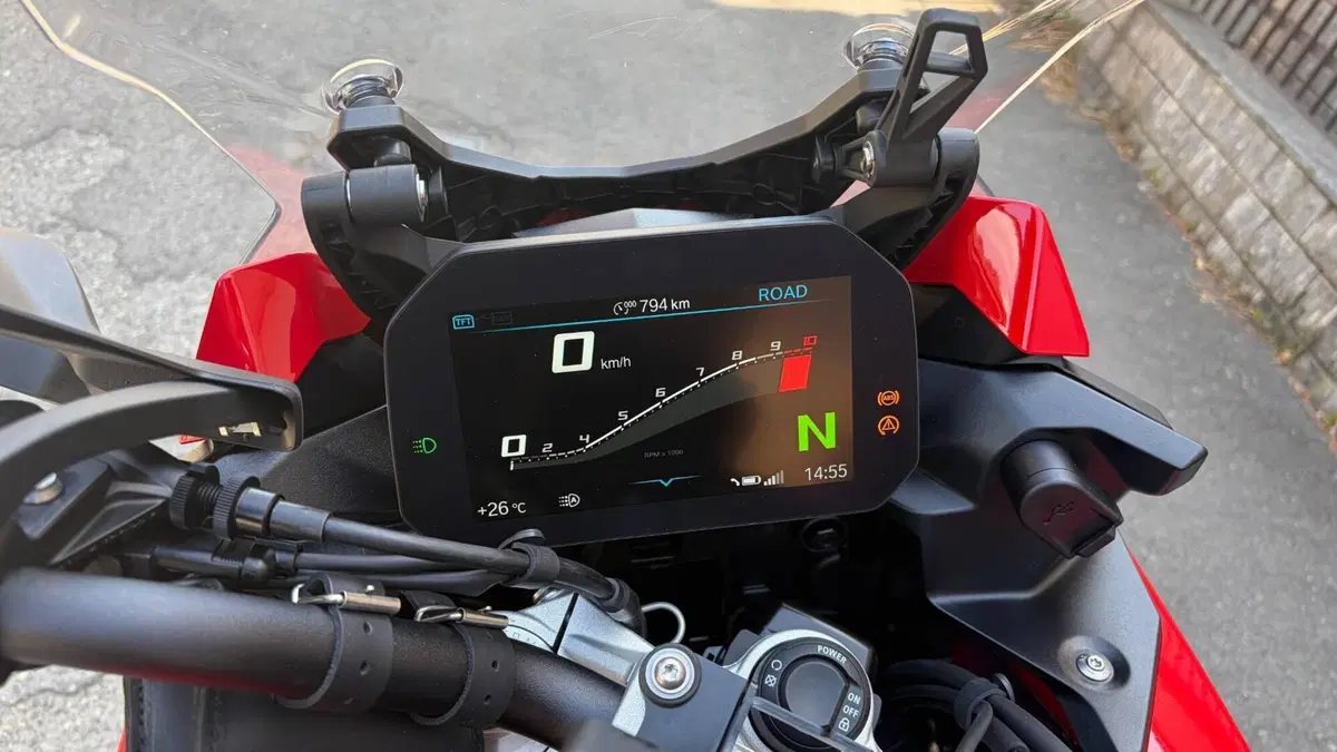 Bmw F 900 XR (2025 - 27) (3)
