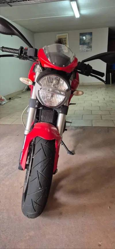 Ducati Monster 696 Plus (2007 - 14) usata