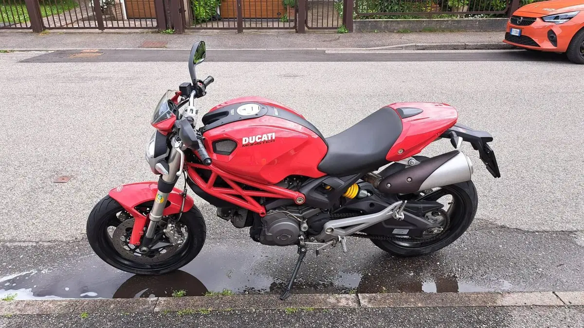 Ducati Monster 696 ABS (2009 - 14) (8)
