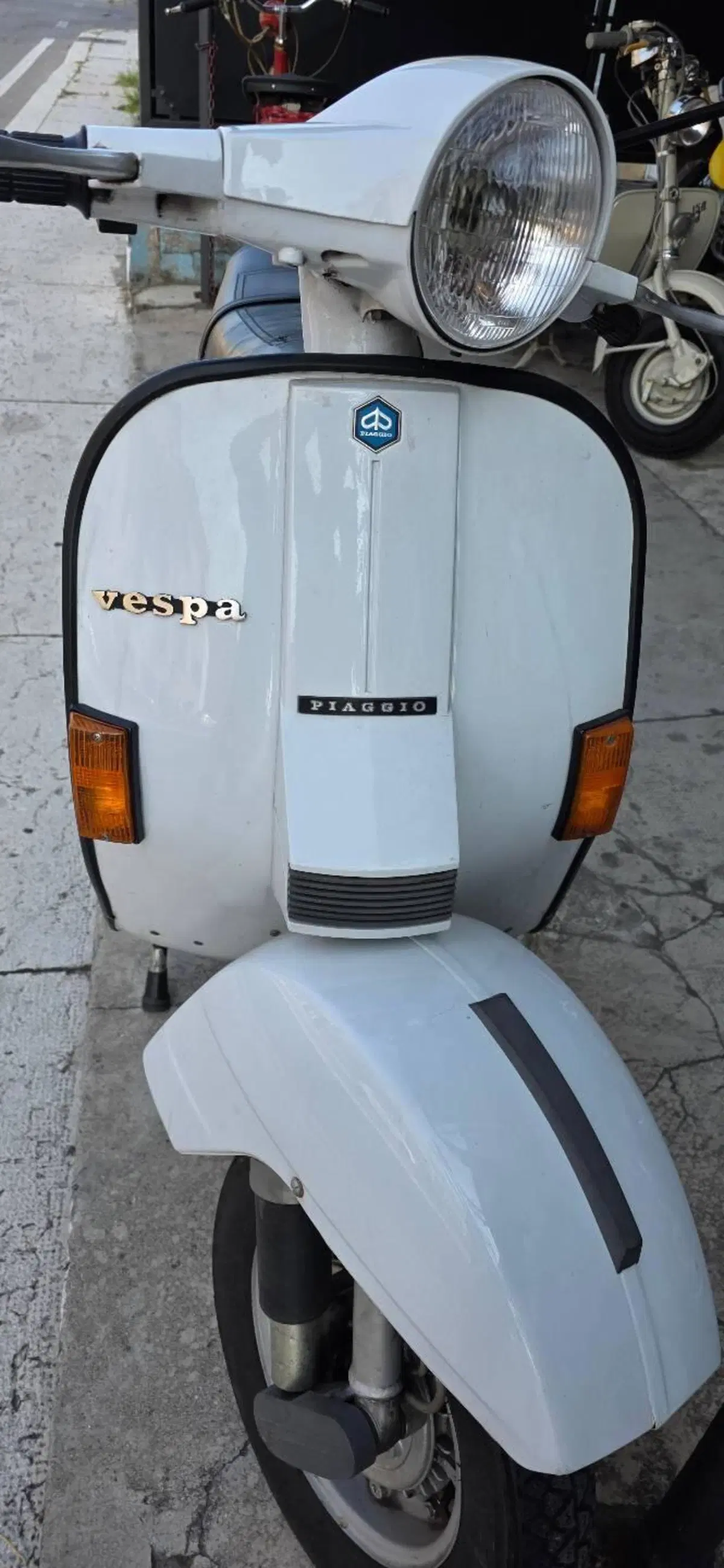 Piaggio Vespa PX 200 arcobaleno elestart (6)