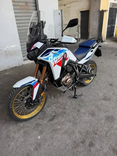 Honda Africa Twin CRF 1100L ES DCT (2024 - 26) usata