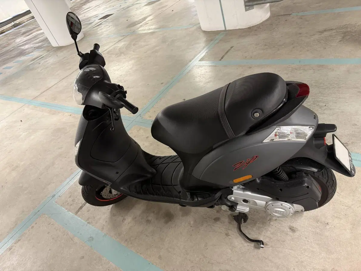 Piaggio Zip 50 S 4T (2021 - 25) (3)