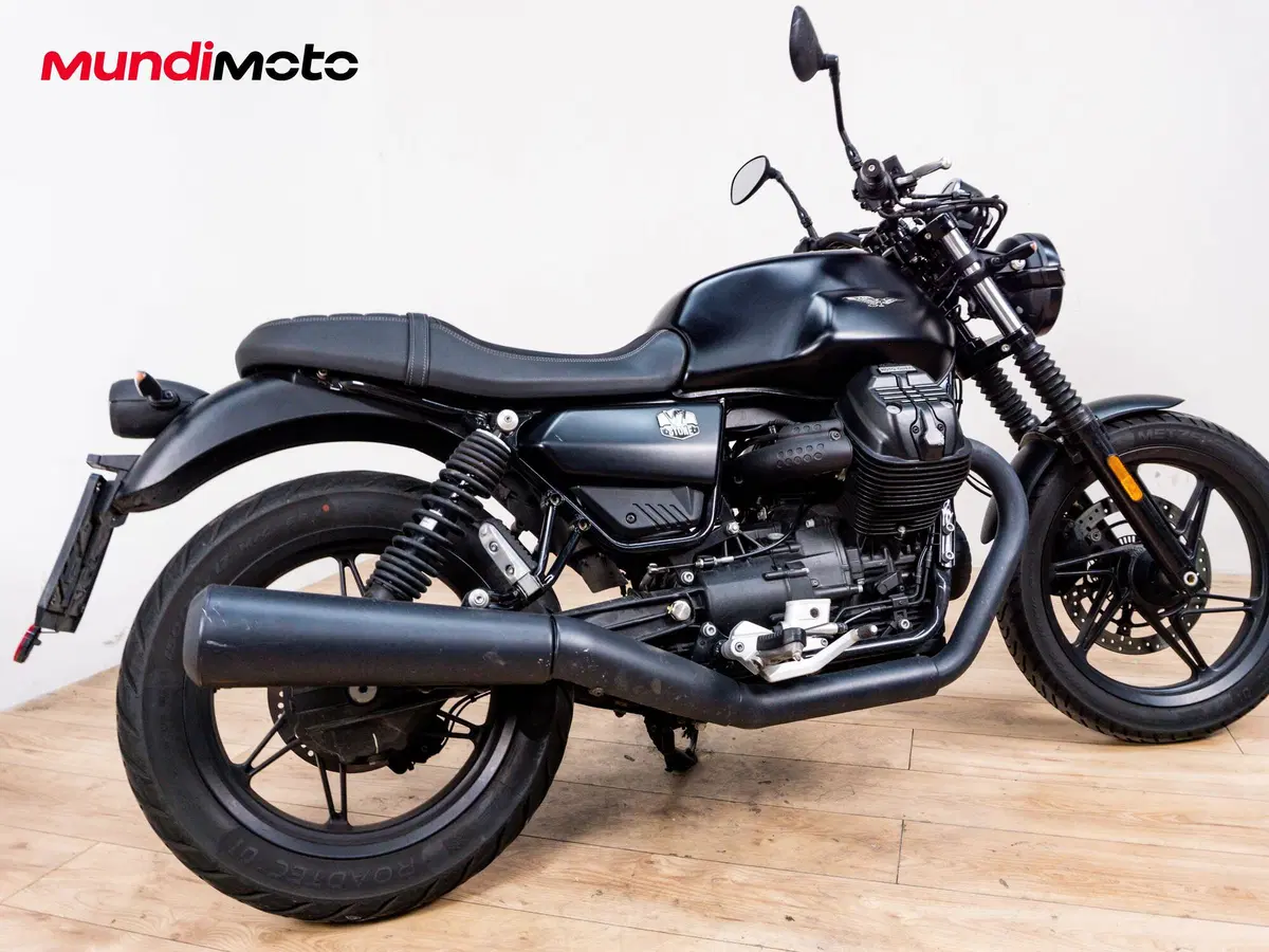 Moto Guzzi V7 850 Stone Special Abs (2021) (3)