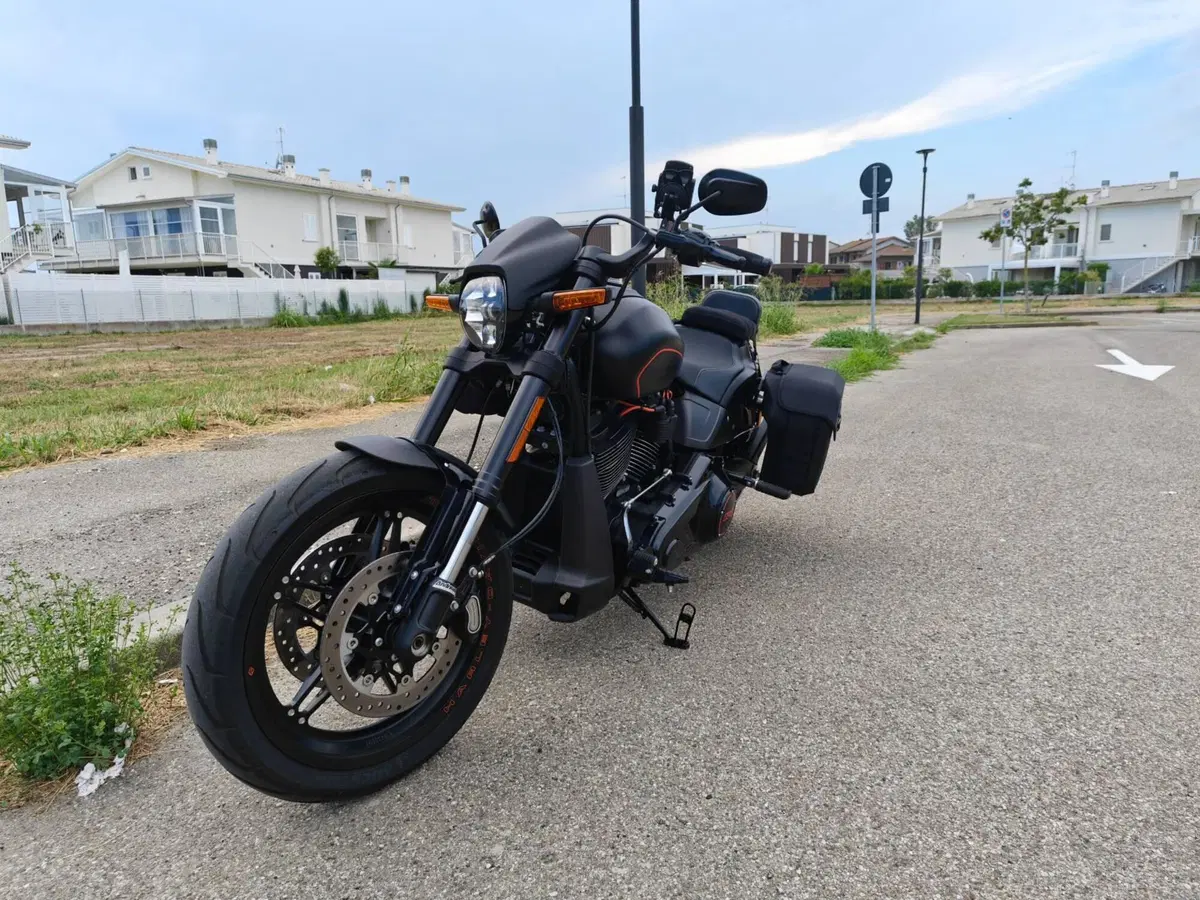 Harley-Davidson 114 FXDR (2019 - 20) (4)