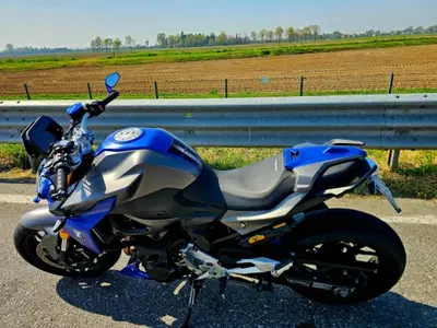 Bmw F 900 R (2021 - 24) usata