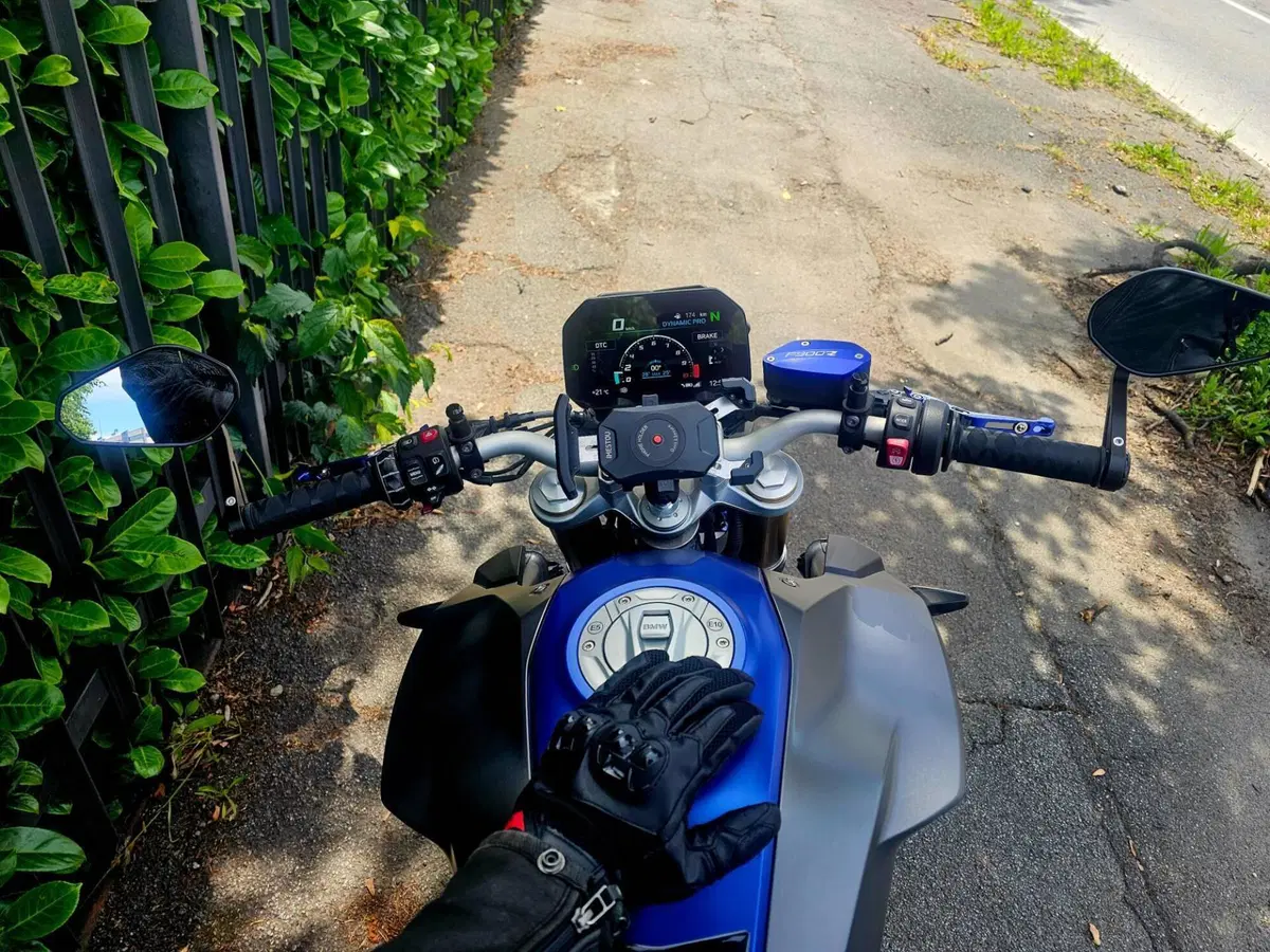 Bmw F 900 R (2021 - 24) (2)