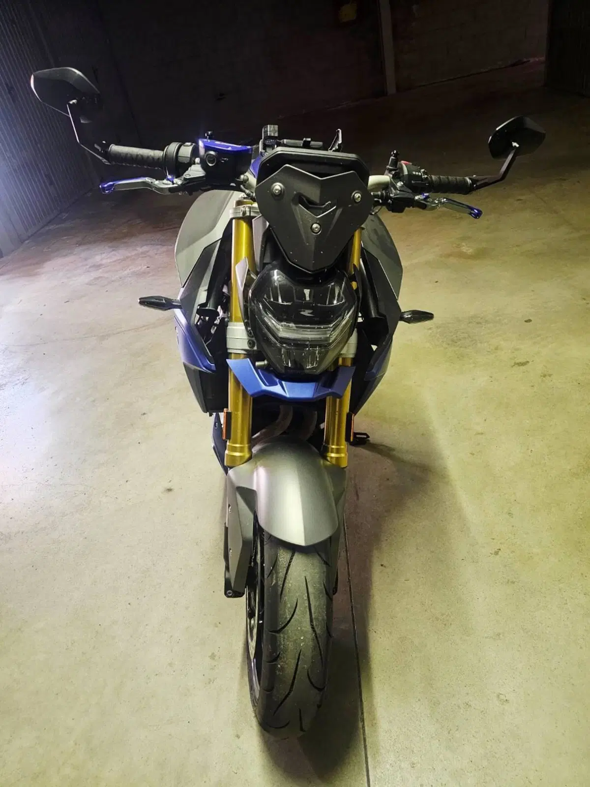 Bmw F 900 R (2021 - 24) (3)