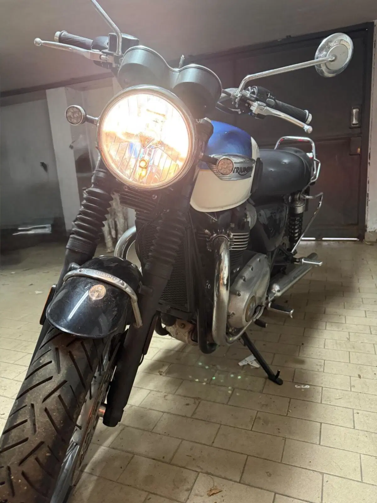 Triumph Bonneville T100 (2017 - 20) (2)