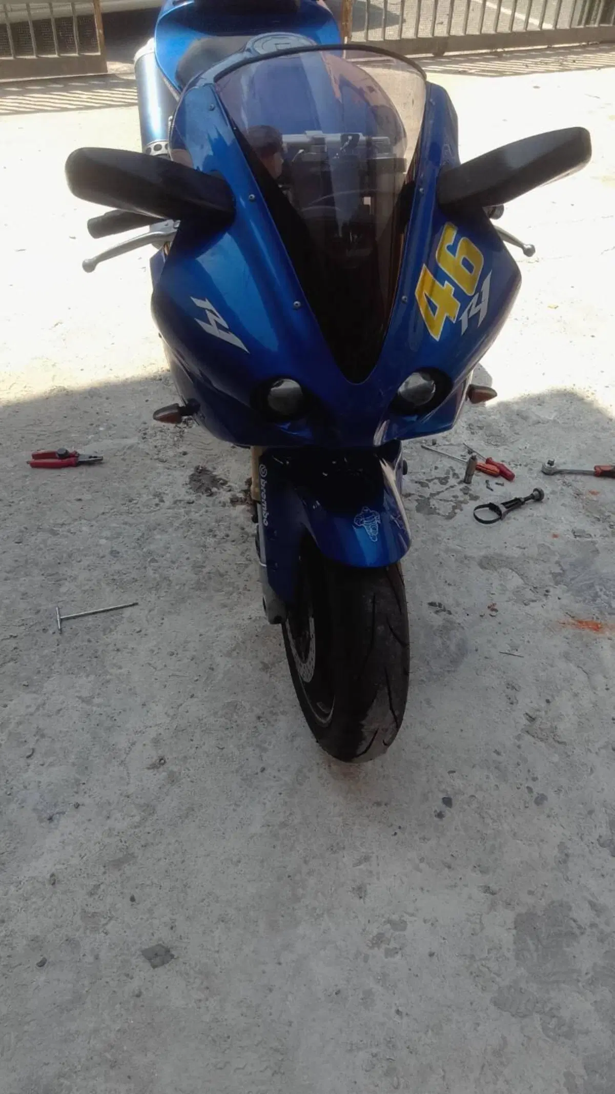 Yamaha YZF R1 (2000 - 01) (4)