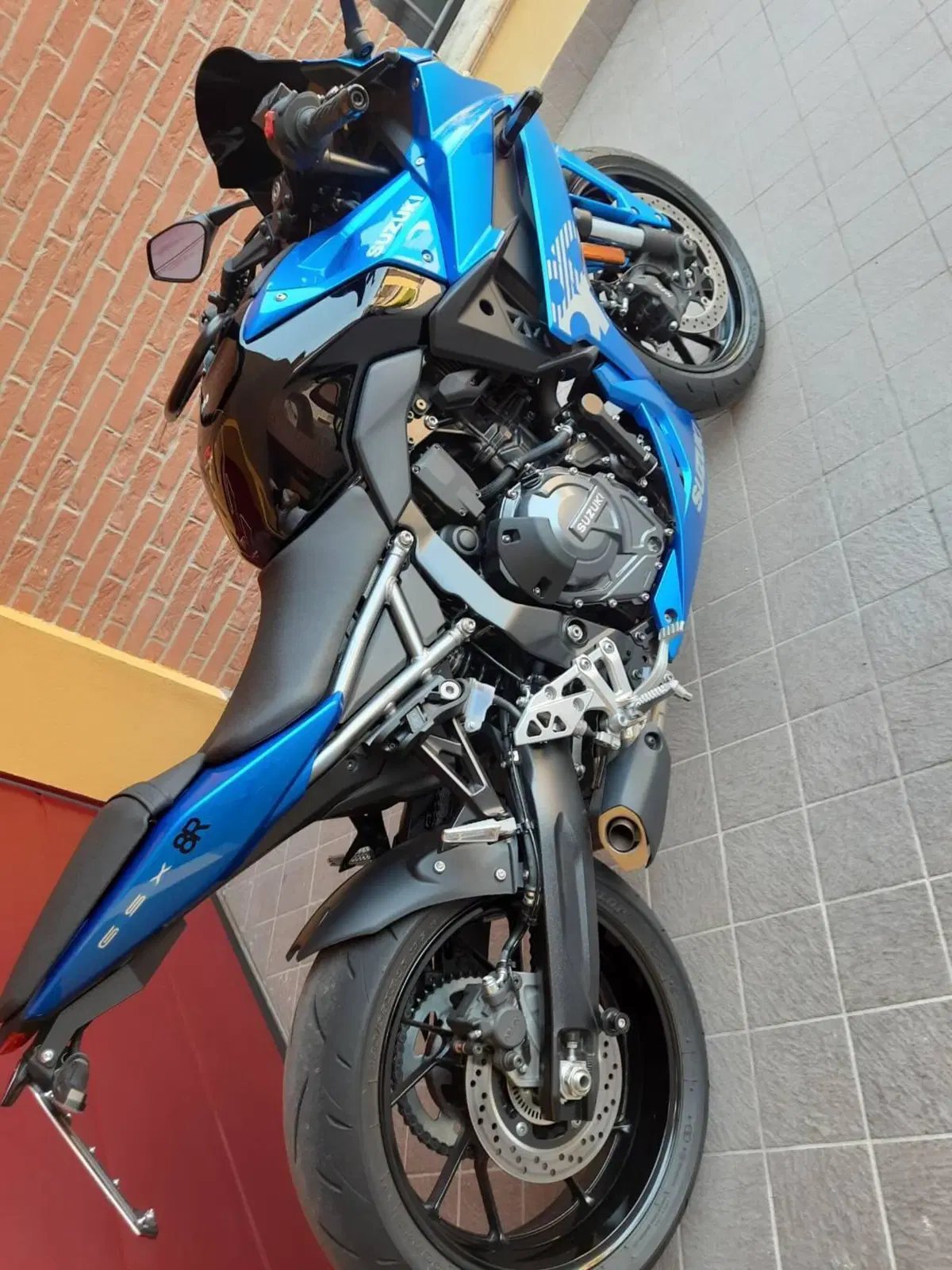 Suzuki GSX-8R (2024 - 26) (8)