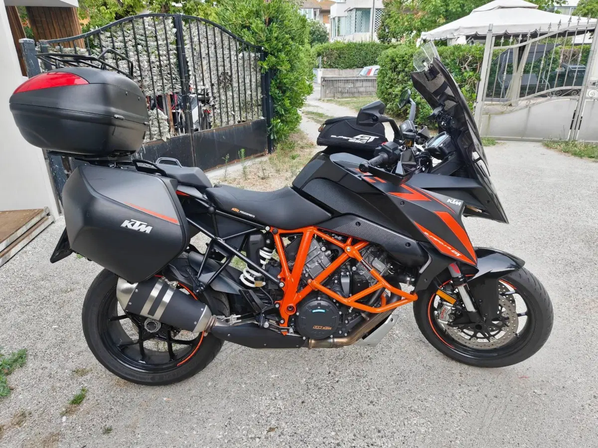 KTM 1290 Super Duke GT ABS (2016 - 18)