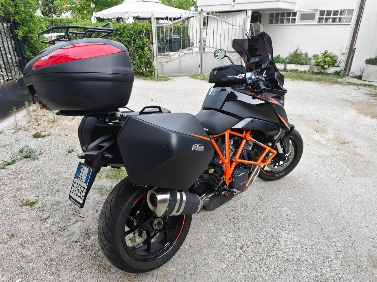 KTM 1290 Super Duke GT ABS (2016 - 18) (6)