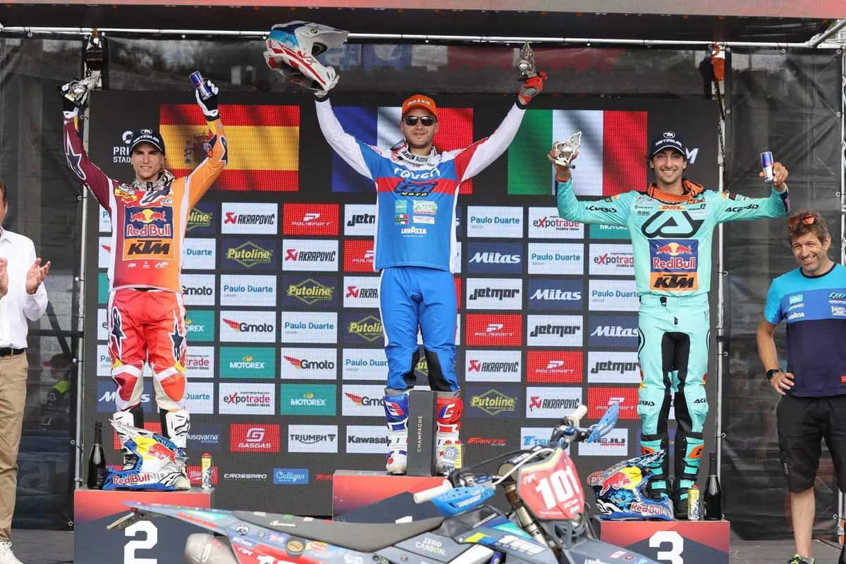 EnduroGP26 #12 Francia D2. Regolamento di conti, e Josep Garcia, KTM, è doppio Campione del Mondo. Spettacolo dell’Enduro [VIDEO] (16)