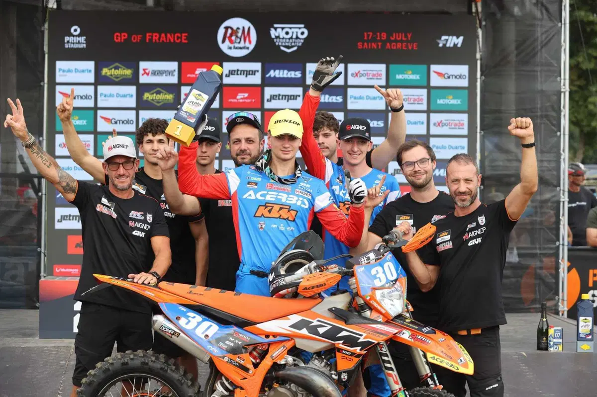 EnduroGP26 #12 Francia D2. Regolamento di conti, e Josep Garcia, KTM, è doppio Campione del Mondo. Spettacolo dell’Enduro [VIDEO] (20)