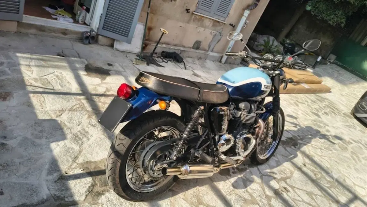 Triumph Bonneville T100 (2008 - 16) (11)