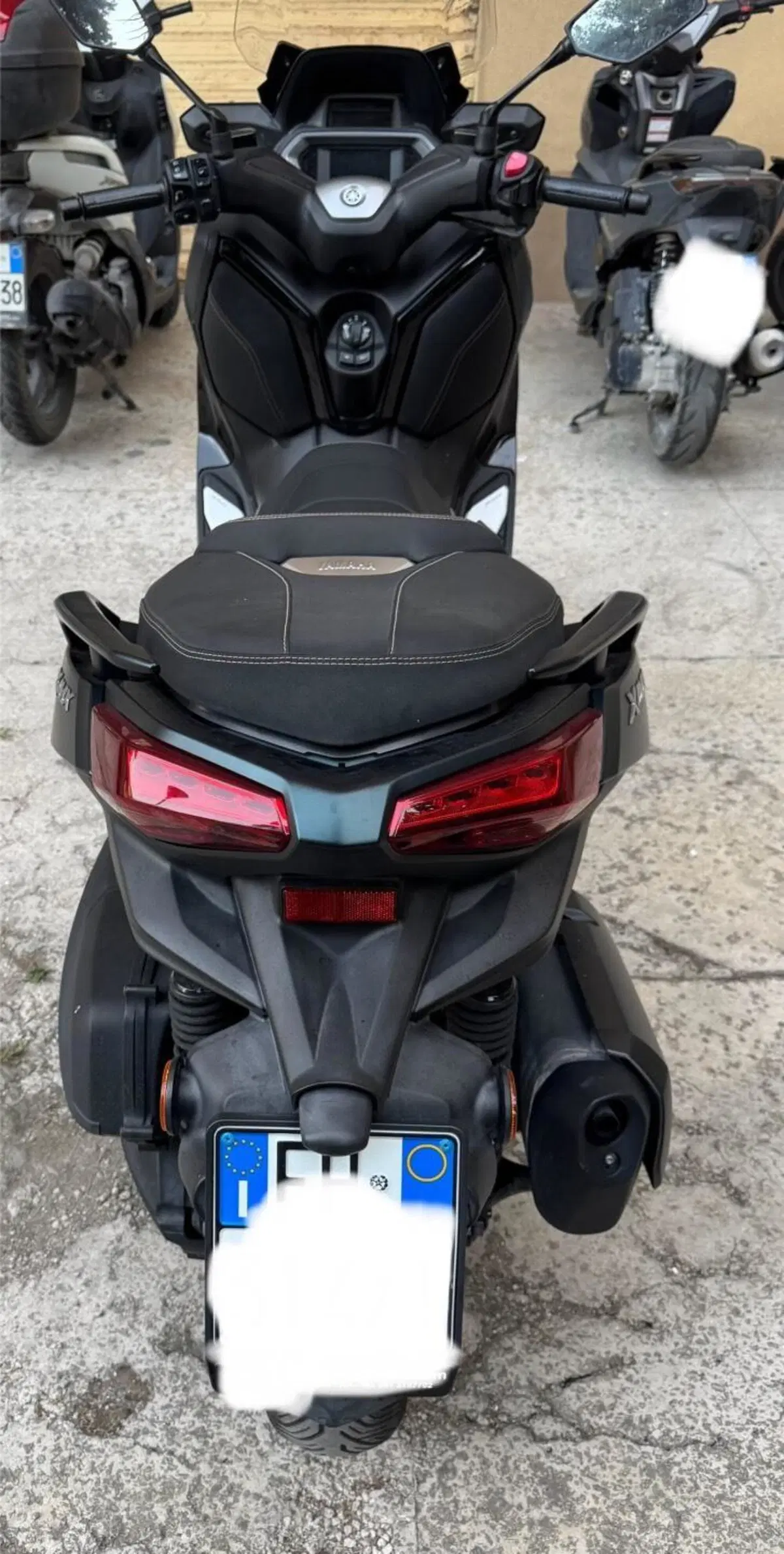 Yamaha X-Max 300 Tech Max (2021 - 24) (3)