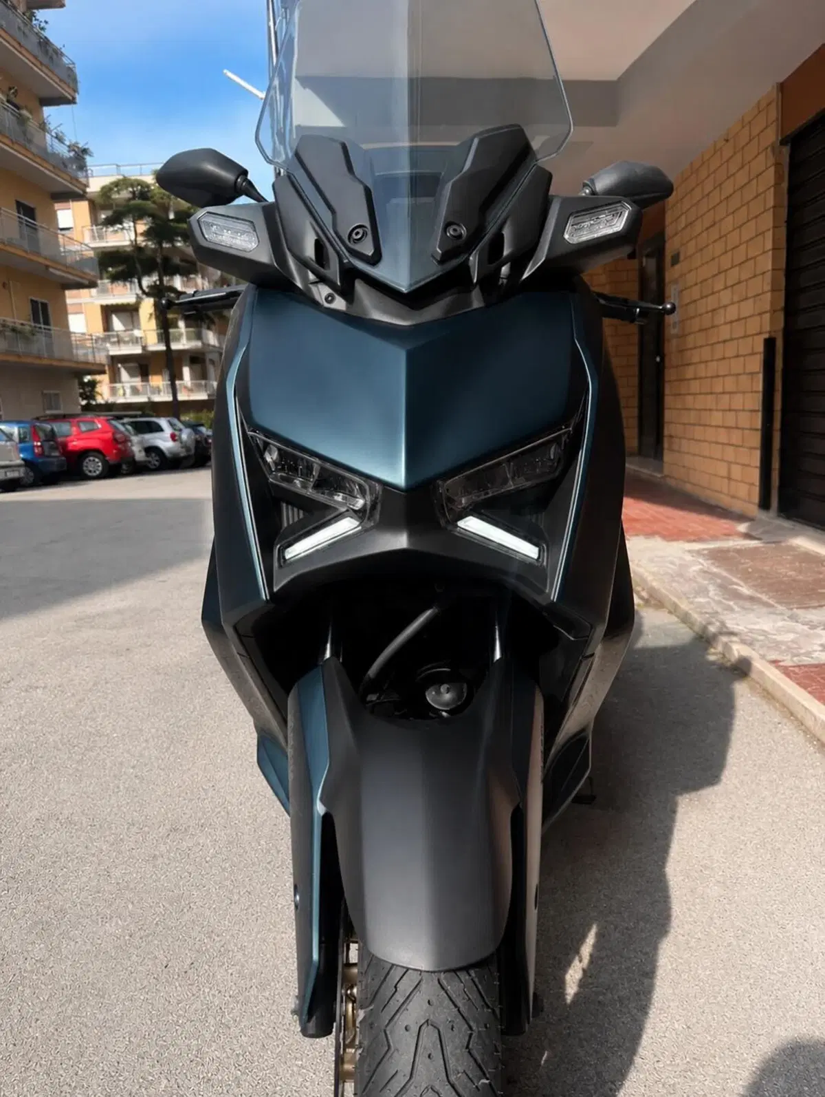 Yamaha X-Max 300 Tech Max (2021 - 24) (7)