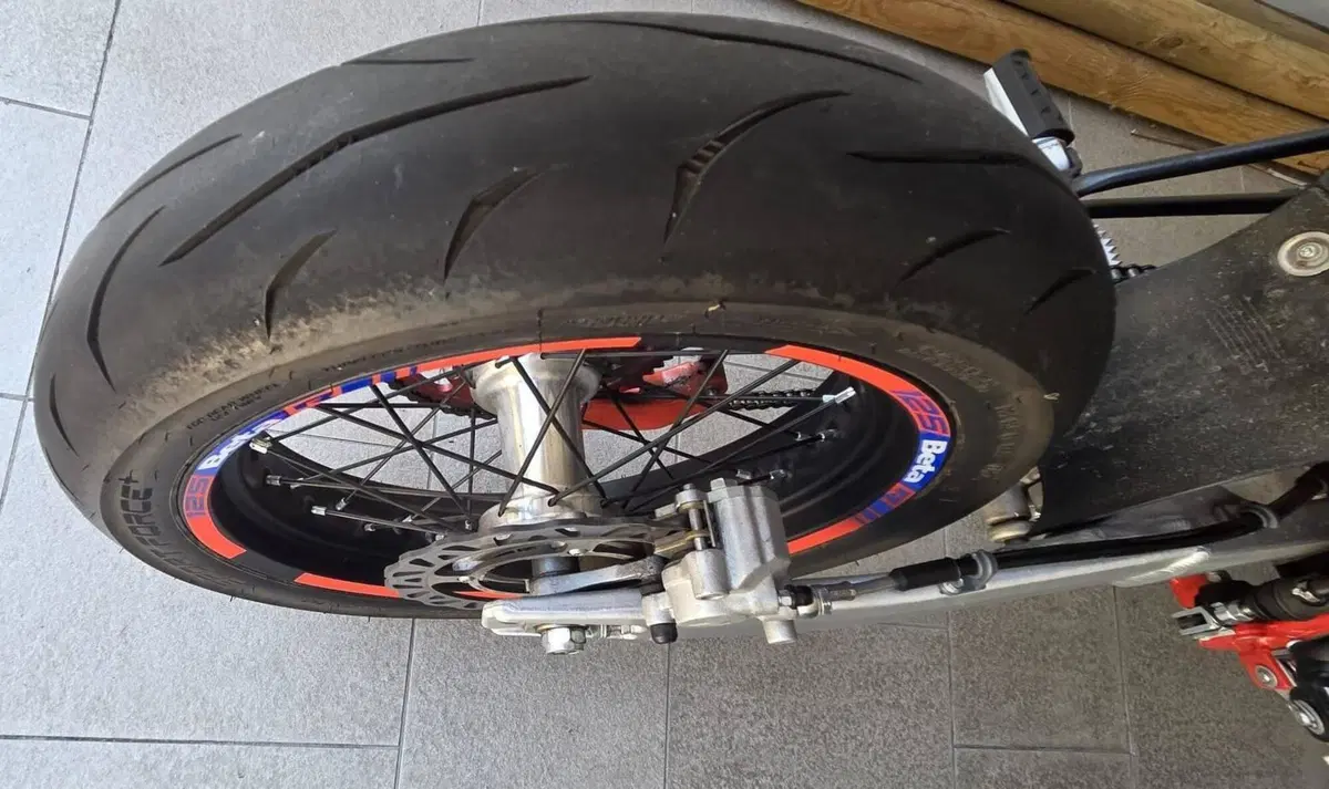Betamotor RR 125 4T Motard R (2023 - 24) (11)