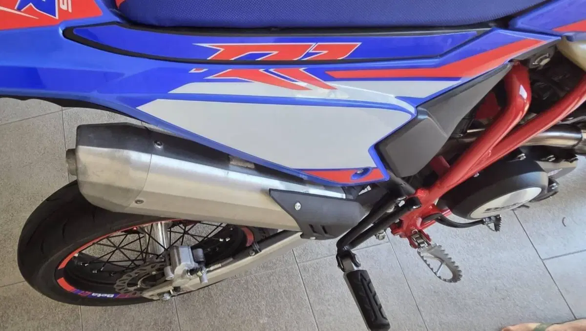 Betamotor RR 125 4T Motard R (2023 - 24) (14)