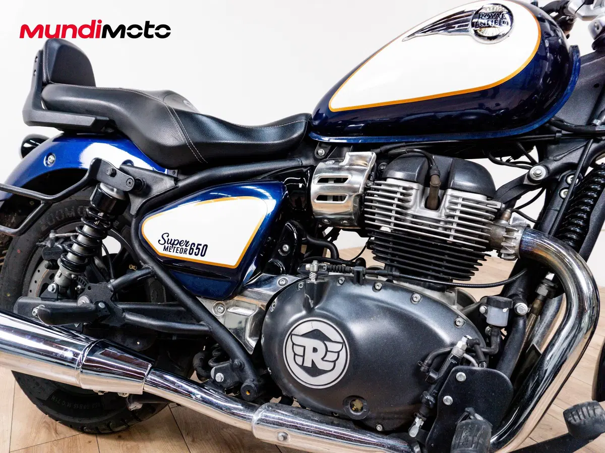 Royal Enfield Super Meteor 650 (2023 - 26) (5)