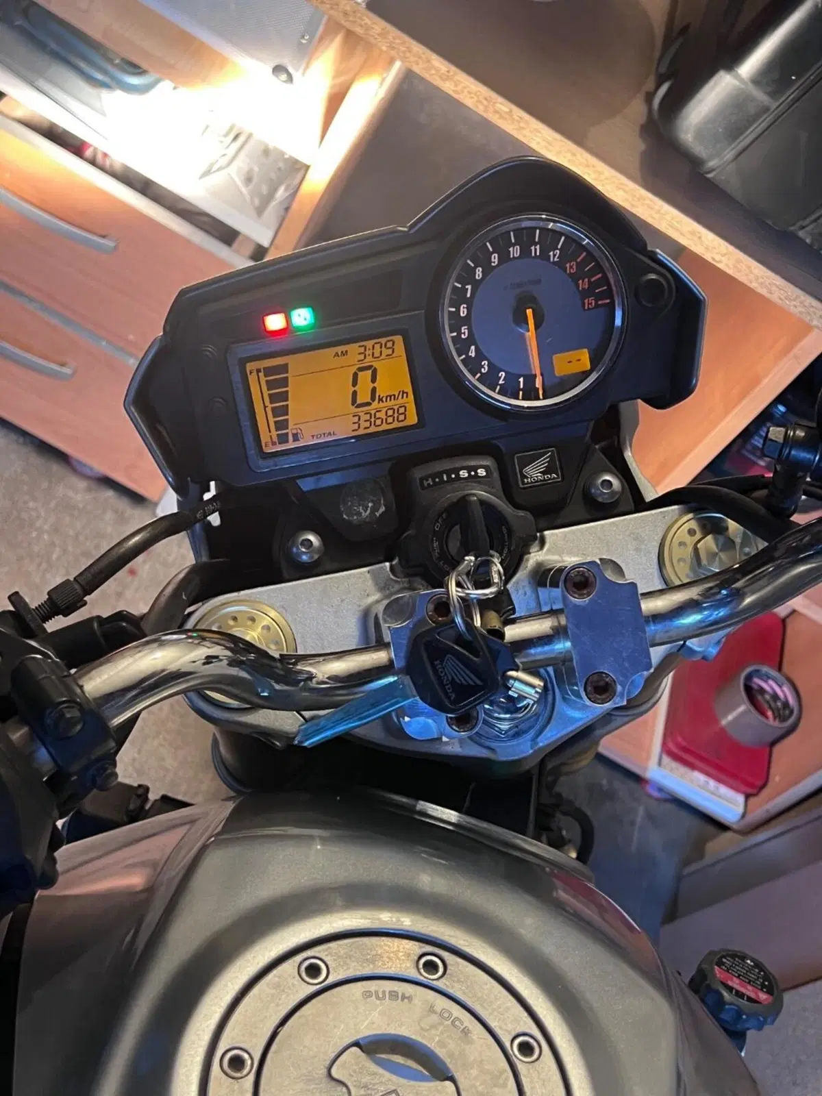 Honda Hornet 600 (2005 - 06) (6)