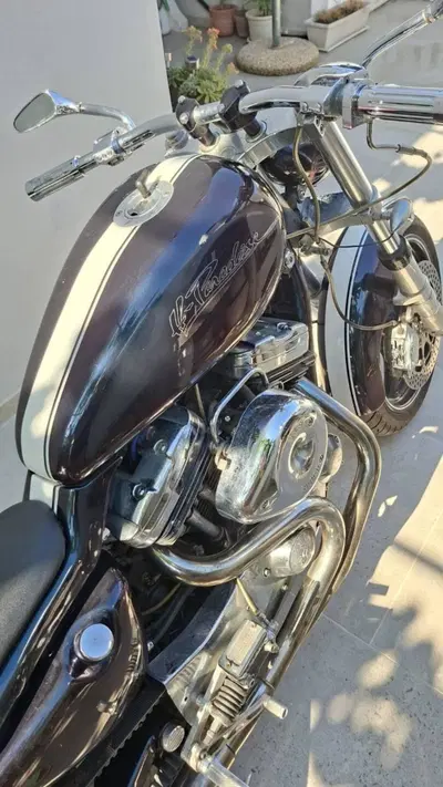 Harley-Davidson 883 Custom Bobber d'epoca