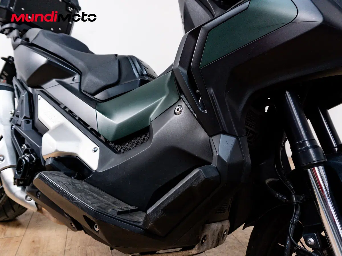 Honda X-ADV 750 (2017) (5)