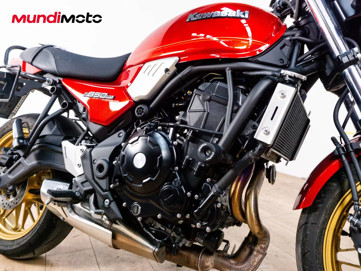 Kawasaki Z 650 RS (2025 - 26) (5)