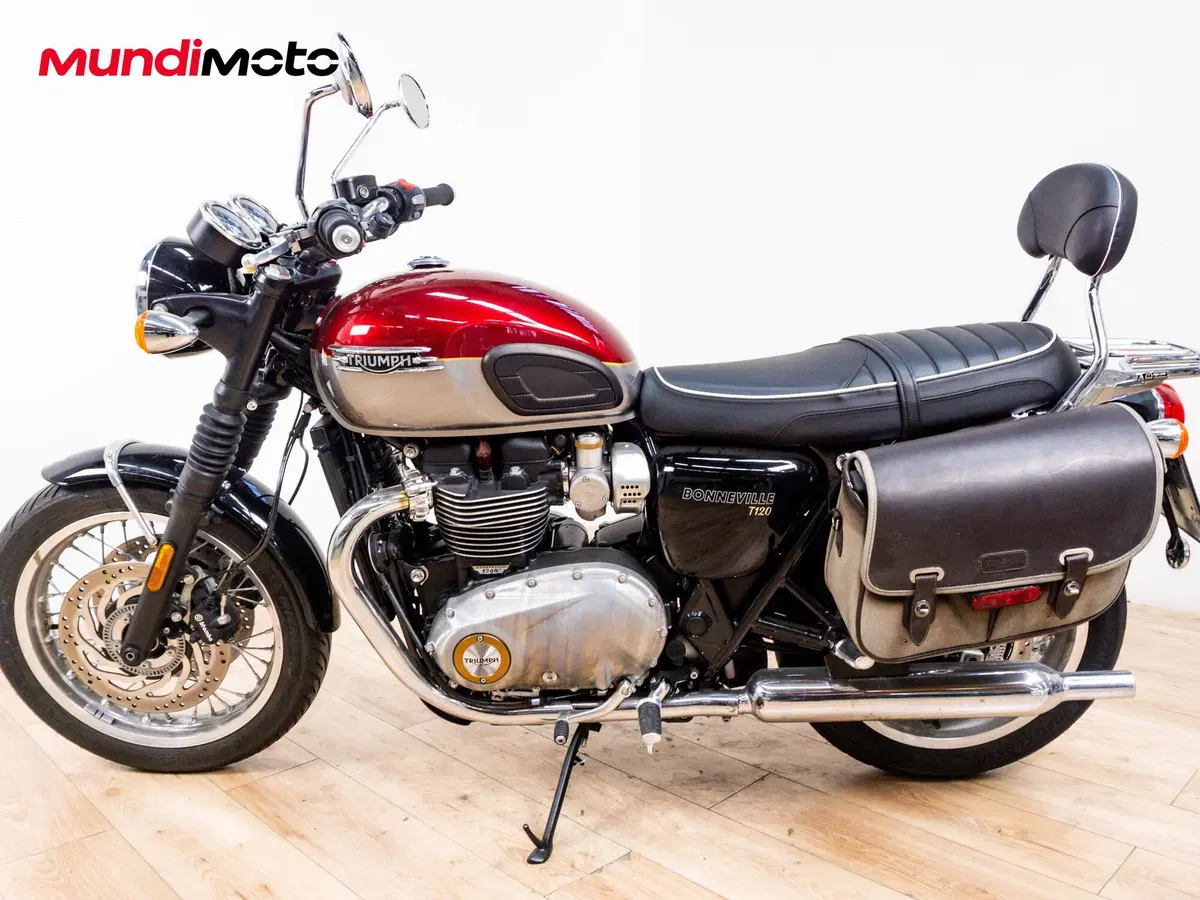 Triumph Bonneville T120 Gold Line Edition (2021) (6)